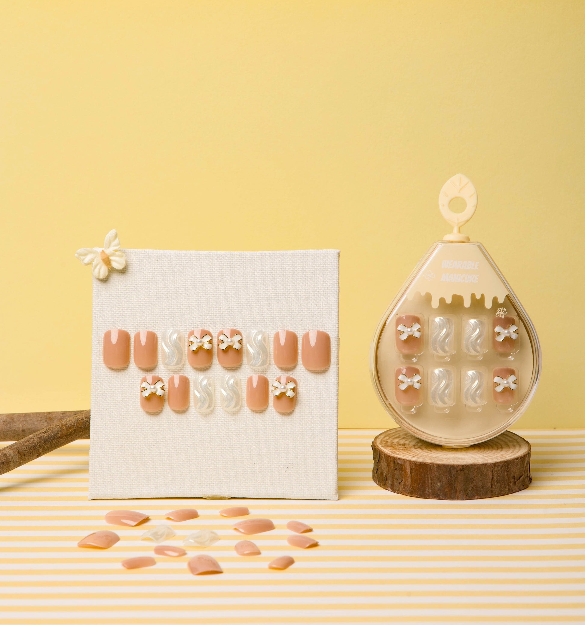 Pearl Bow Press-On Nails
