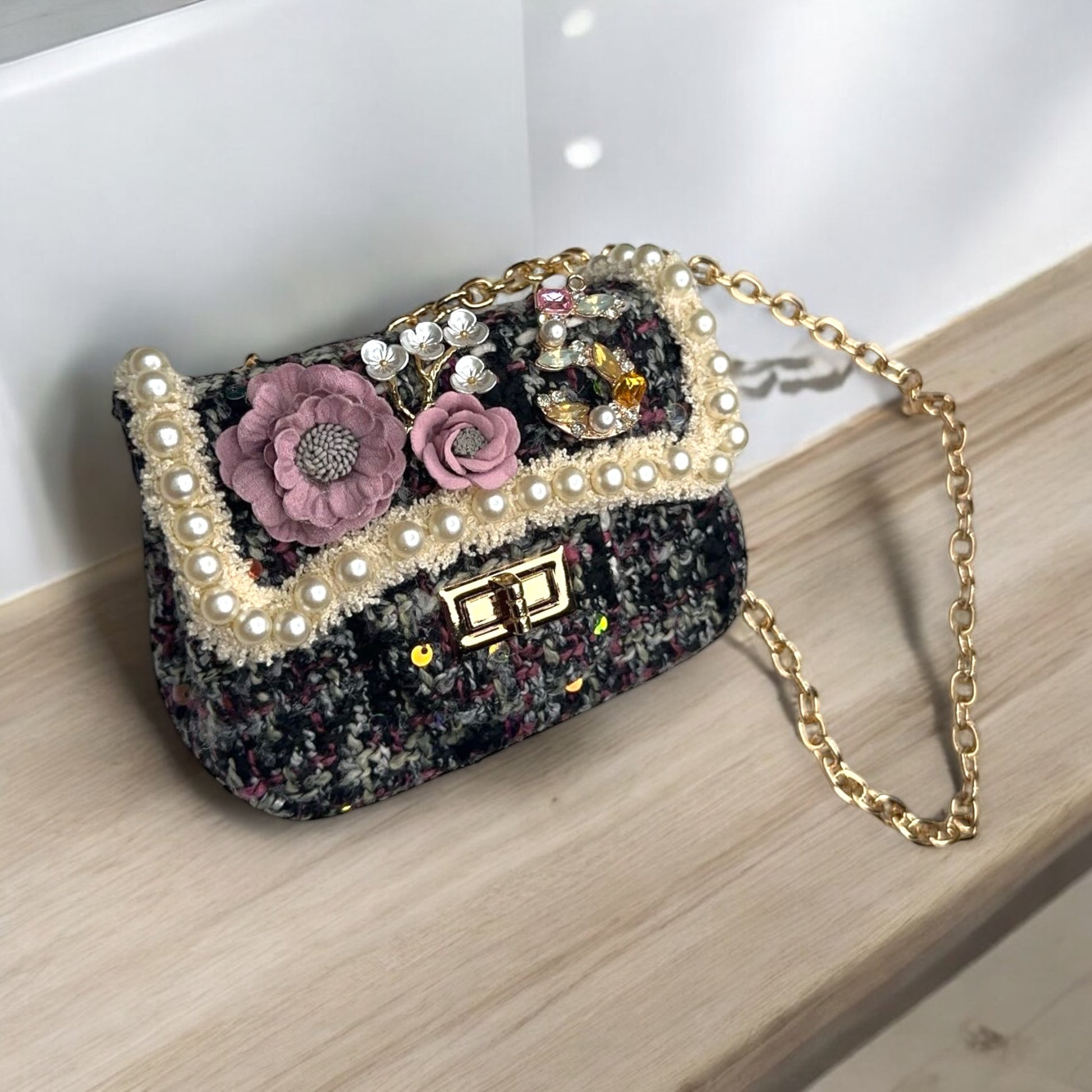 Elevate your style with our trendy collection of bags, featuring woven textures, bold details, and versatile straps. Perfect for adding charm and function to any look.