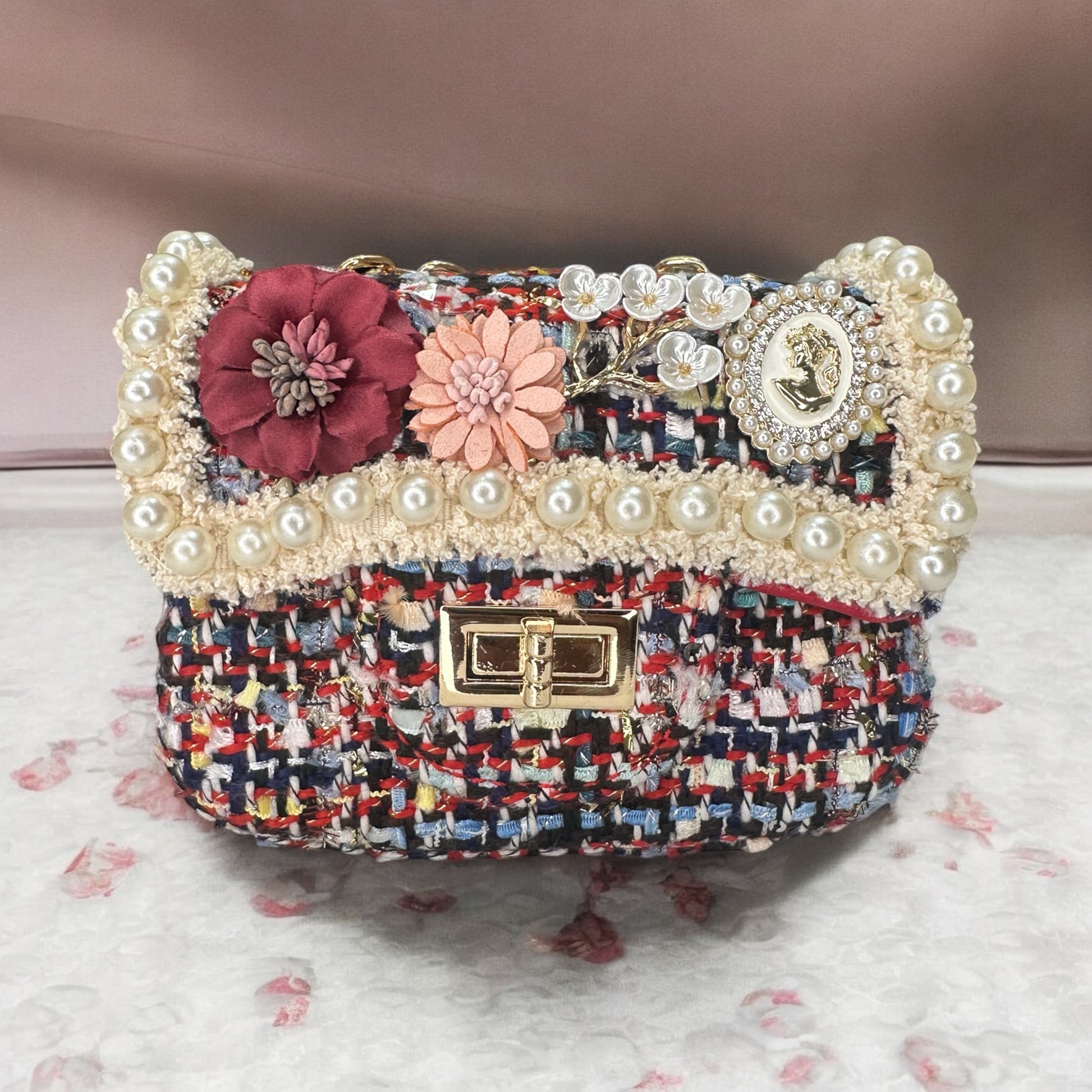 Elevate your style with our trendy collection of bags, featuring woven textures, bold details, and versatile straps. Perfect for adding charm and function to any look.