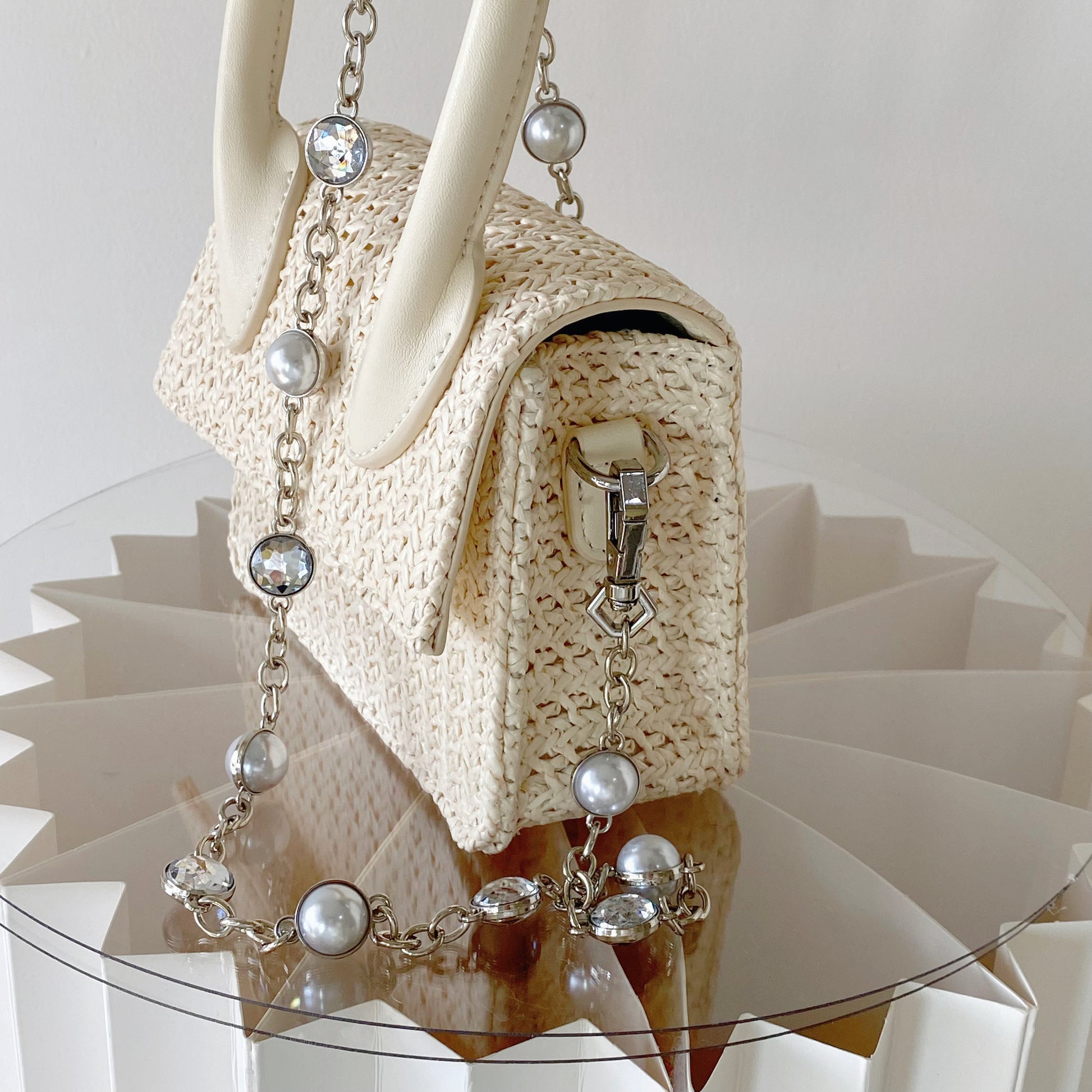 Elevate your style with our trendy collection of bags, featuring woven textures, bold details, and versatile straps. Perfect for adding charm and function to any look.