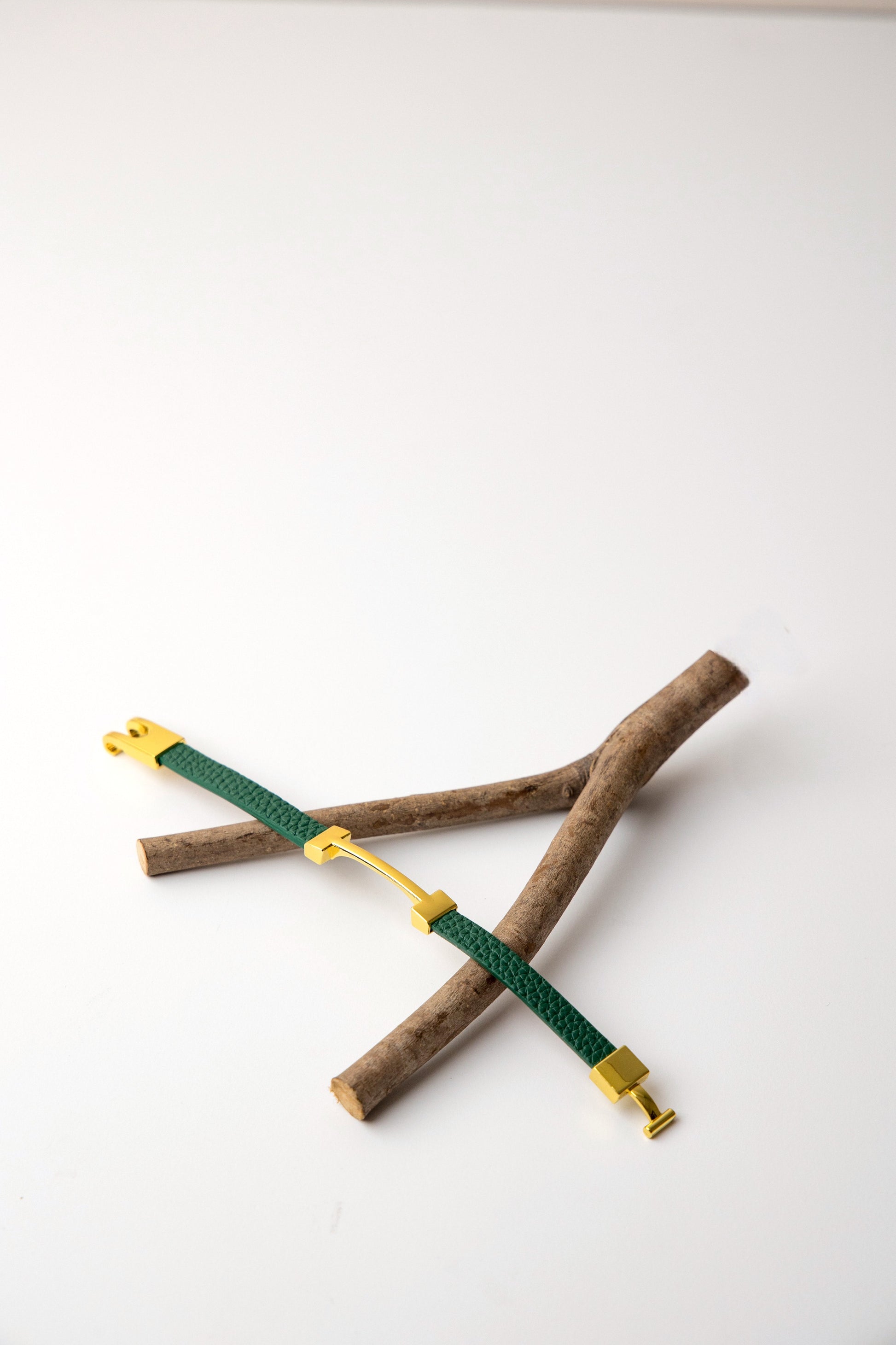 The T-Bar – Vegan Leather Bracelet